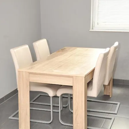 Kalypso Βίλα Bihać